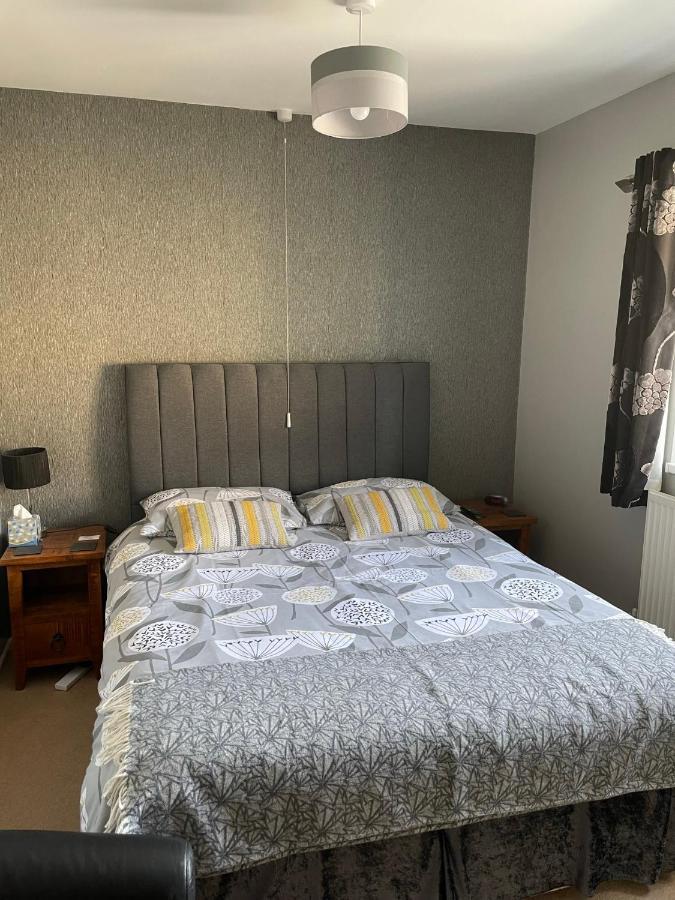 سويندون Brewery Farm House Bed & Breakfast المظهر الخارجي الصورة